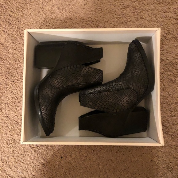 Laura Marano by Not Rated Booties - Picture 10 of 11